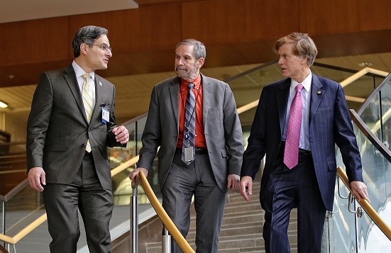 Doug Lowy, MD, (middle), the acting director of the National Cancer Institute, talks with UK College of Medicine Dean Robert DiPaola, MD, (left) and UK Markey Cancer Center Director B. Mark Evers, MD, during his visit to UK HealthCare in October 2016.