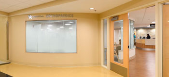 Orthopaedic Surgery & Sports Medicine entrance
