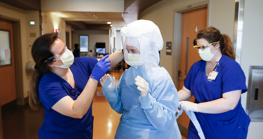 UK HealthCare employees in PPE.